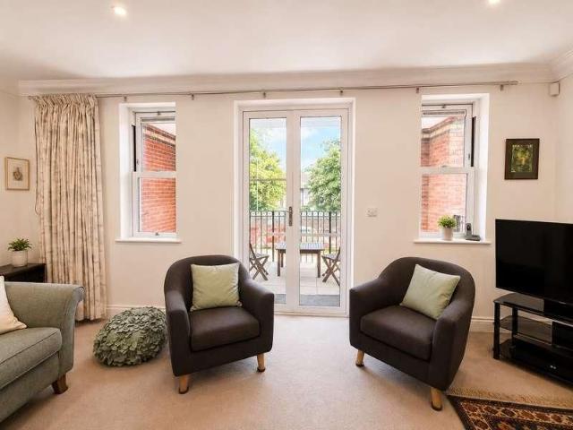 Apartment for rent in Ewens Farm, Golden Valley