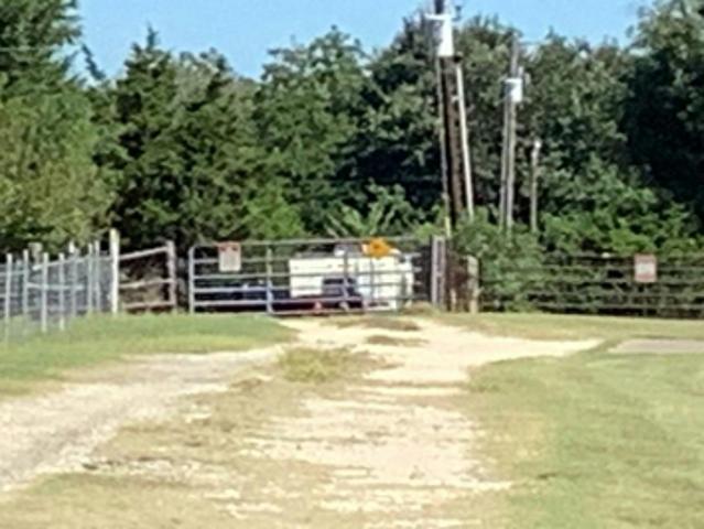 House for sale in Kemp, Texas