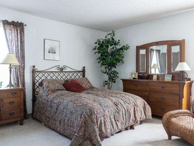 Townhouse for rent in Overland Park