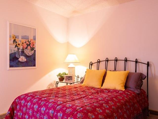 Townhouse for rent in Overland Park