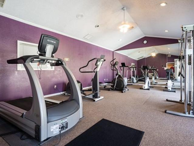 Townhouse for rent in Overland Park