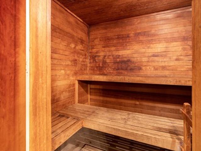 Townhouse for rent in Overland Park