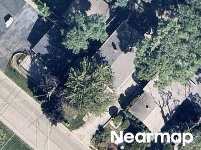 House for sale in Round Lake, Illinois
