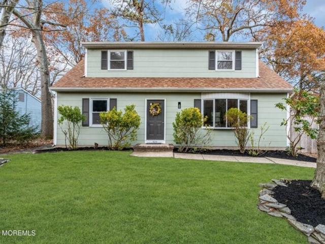 House for sale in Lanoka Harbor, New Jersey