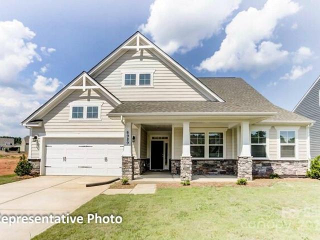 House for sale in Waxhaw