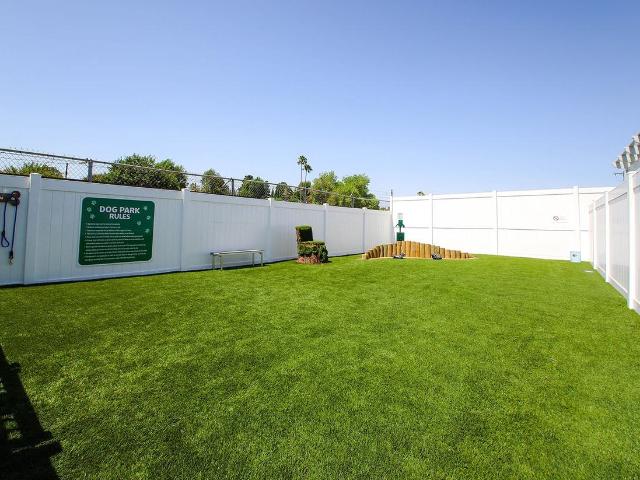 Apartment for rent in Canoga Park, California
