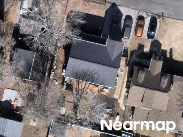 House for sale in Edgewater