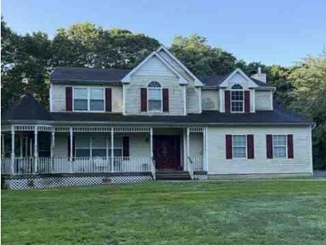 House for sale in Centereach, New York
