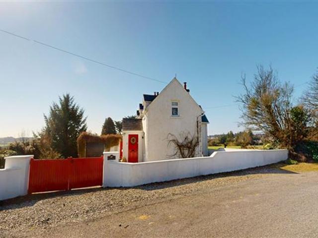 Detached House for sale in Loch Garman, North Tipperary