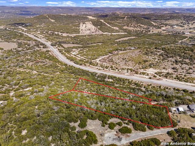 Farm for sale in Pipe Creek, Texas