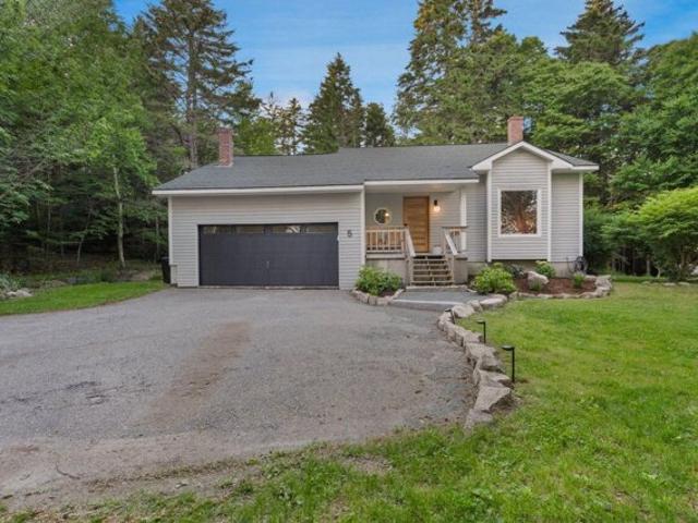 House for sale in Maine