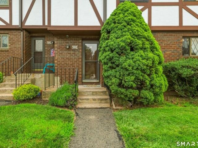 House for sale in Rocky Hill, Connecticut