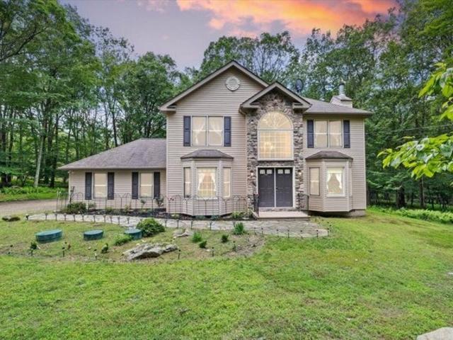 House for sale in Canadensis
