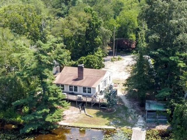 House for sale in Cedarville, New Jersey