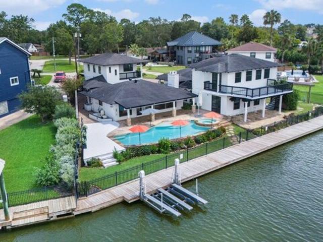 House for sale in Seabrook, Texas