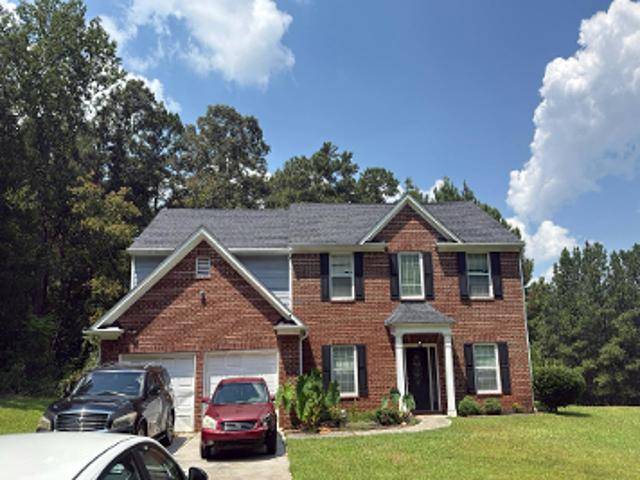 House for sale in Red Oak, Georgia