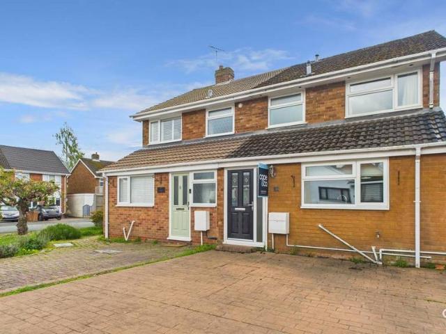 House for rent in Beamhurst, Staffordshire