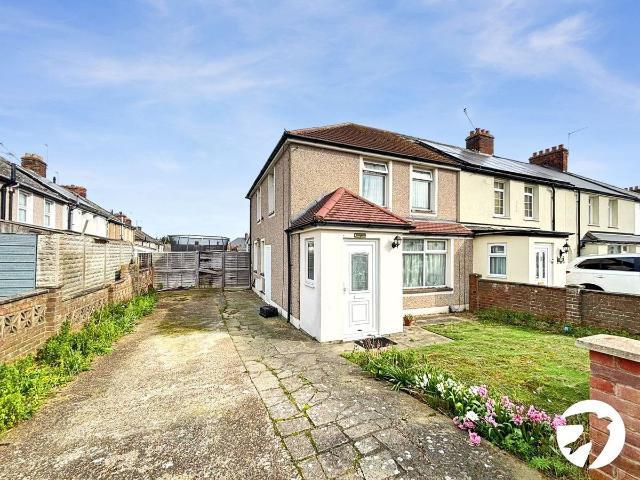 House for rent in Brooklands, Dartford