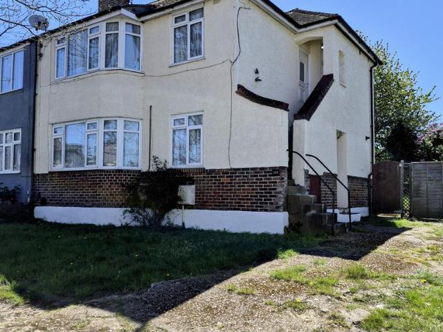 Apartment for rent in Strood