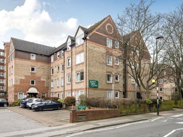 Studio for rent in Carshalton Beeches, Greater London