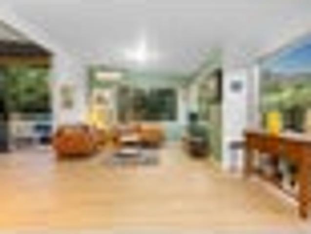 House for sale in Whangaparaoa