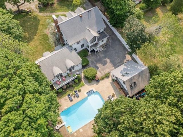 House for sale in Braintree, Massachusetts