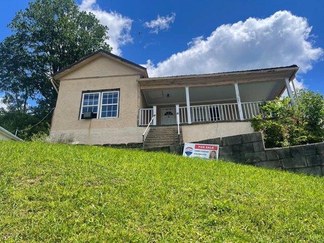 House for sale in Hazard