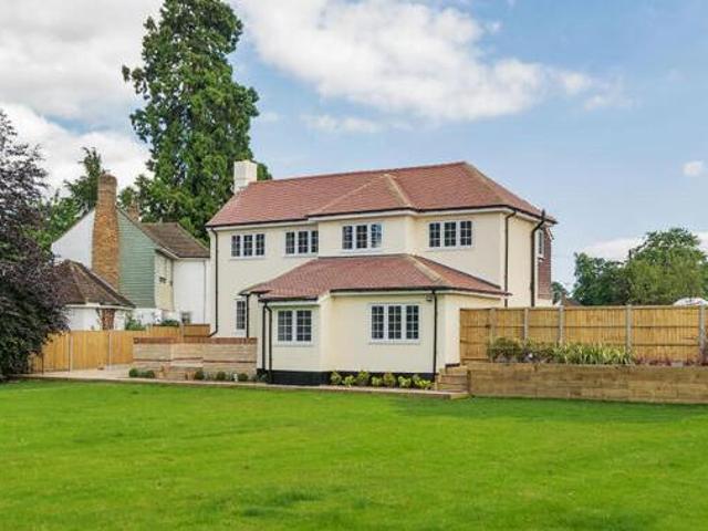 House for sale in Kenley
