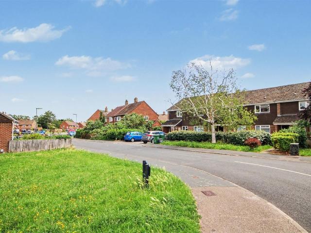 House for rent in Bellfields, Westborough