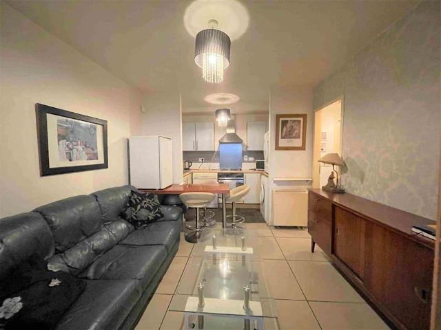 Apartment to rent in Bluebell, North Tipperary