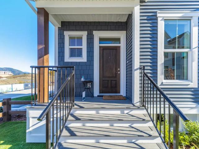 Townhouse for rent in Qweqwe'ópelhp / Kwawkwawapilt, Fraser Valley Regional District