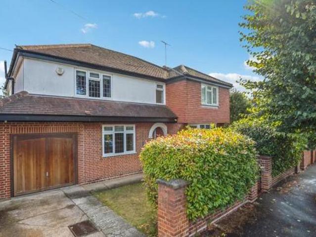House for sale in Batchworth