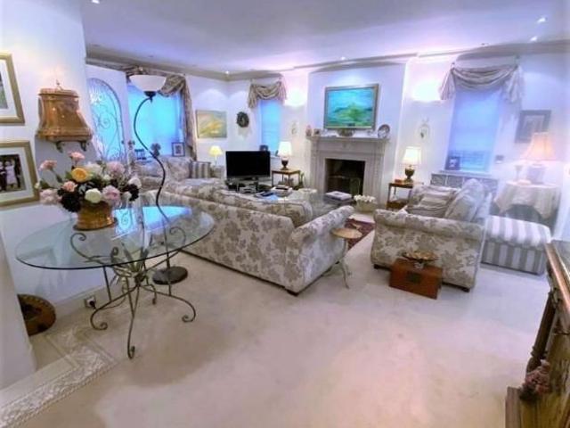 House for rent in London Borough of Barnet, Greater London