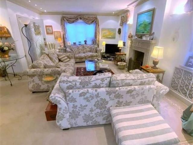 House for rent in London Borough of Barnet, Greater London