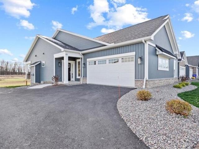 Condo for sale in Webster