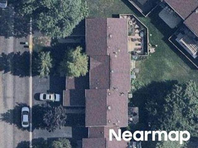 Townhouse for sale in Wheeling, Illinois