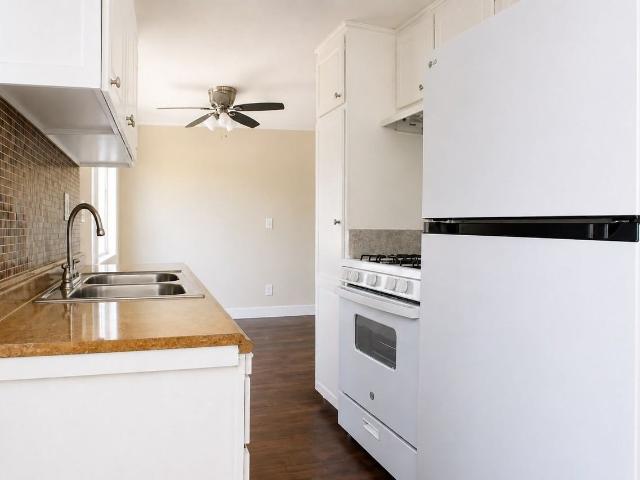 Apartment for rent in Mission Hills Neighborhood Council District, Canoga Park