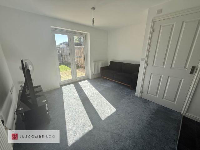 House for rent in Maesglas, Newport
