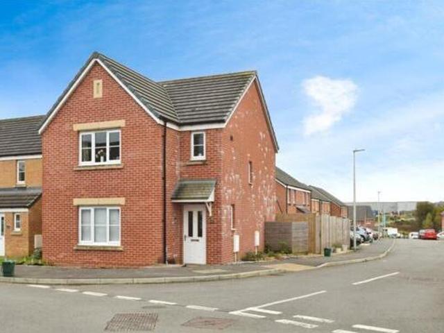 House for sale in Llanelli, Sir Gaerfyrddin / Carmarthenshire