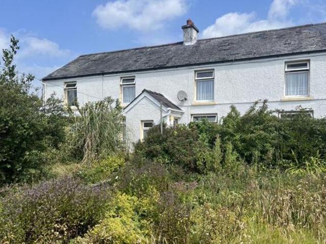 House for sale in Llandeilo, Wales
