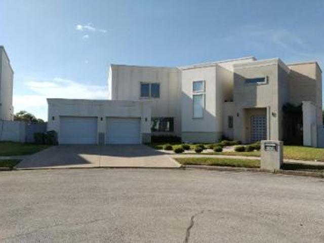 House for sale in Brownsville