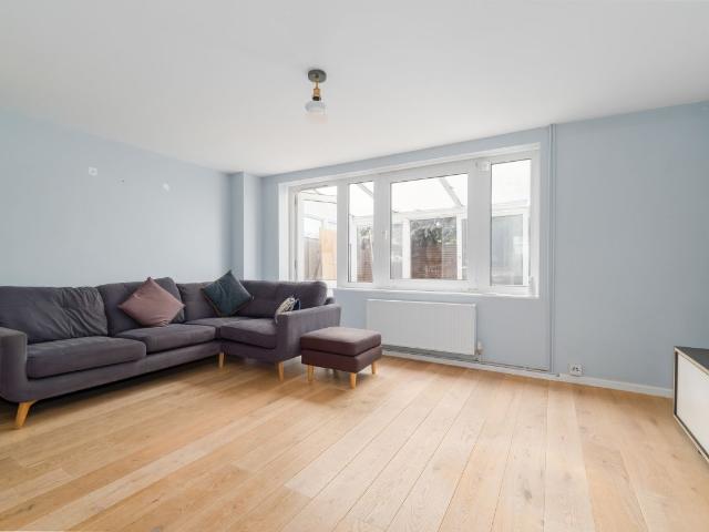 House for rent in Bromley-by-Bow, Poplar Grove