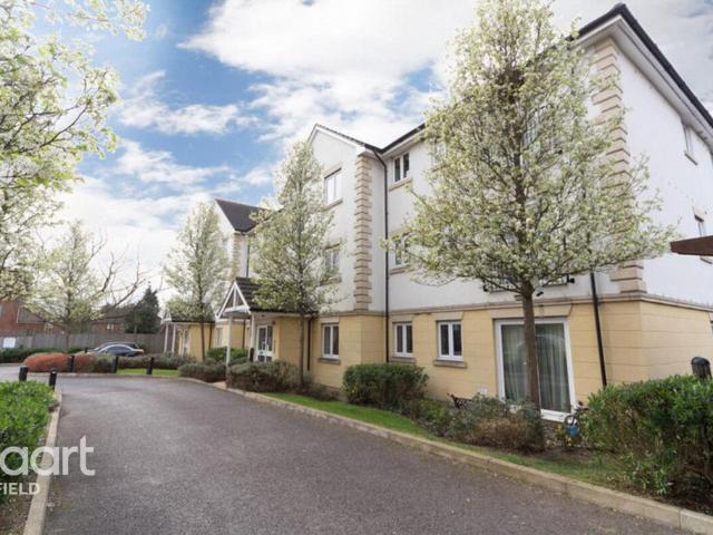 House for rent in Cockfosters, Greater London