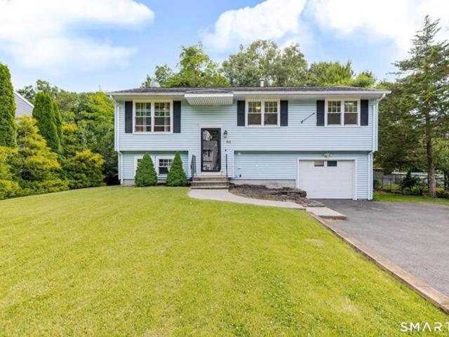 House for sale in Naugatuck, Connecticut