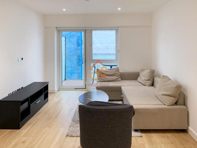 House for rent in Colindale, Greater London