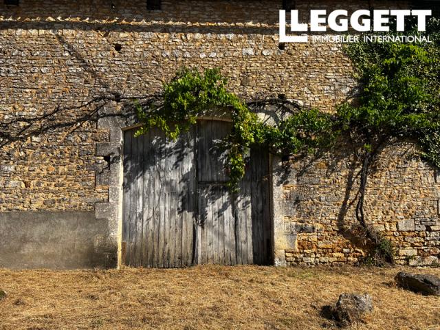 Garage vente à Confolens, Cellefrouin