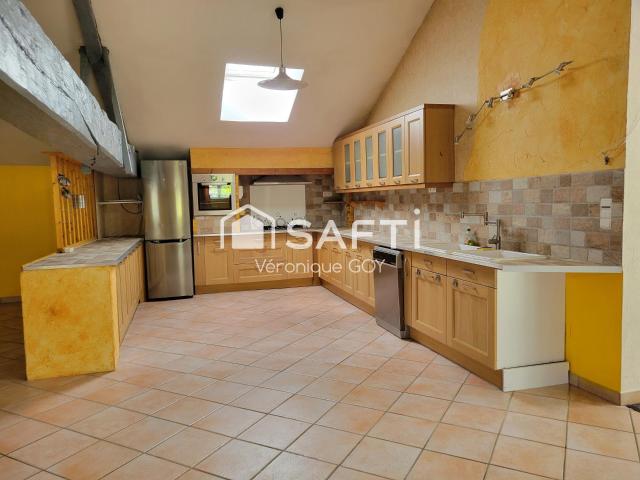 Maison vente à Périgueux, Celles