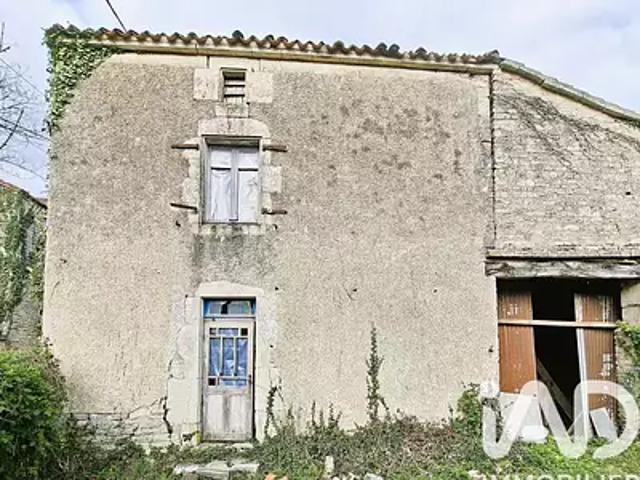Maison vente à Confolens, Nouvelle-Aquitaine