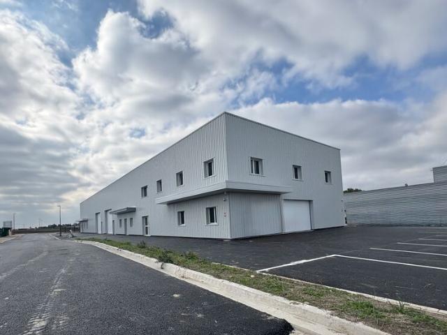 Local Commercial vente à Orléans, Ingré