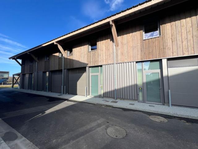 Local Commercial vente à Bordeaux, Le Haillan